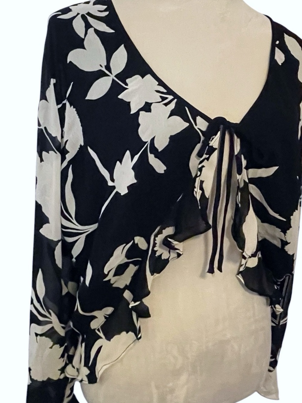 90s Deadstock Temptation Floral Ruffle Tie Front Shrug Cardigan L NWT - Picture 5 of 5